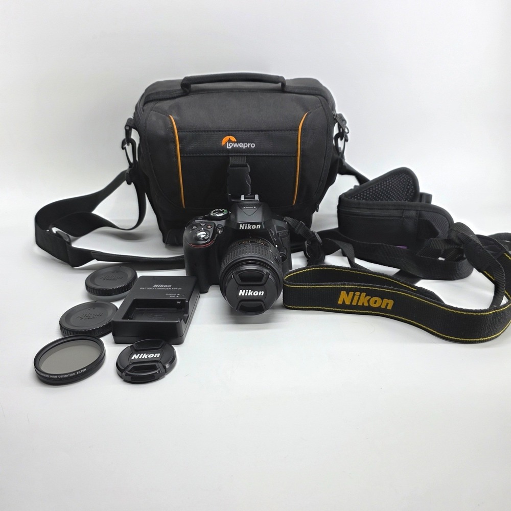 Nikon D5300 DSLR Camera Black 18-55mm VR II Lens Lowepro Bag Bundle Kit